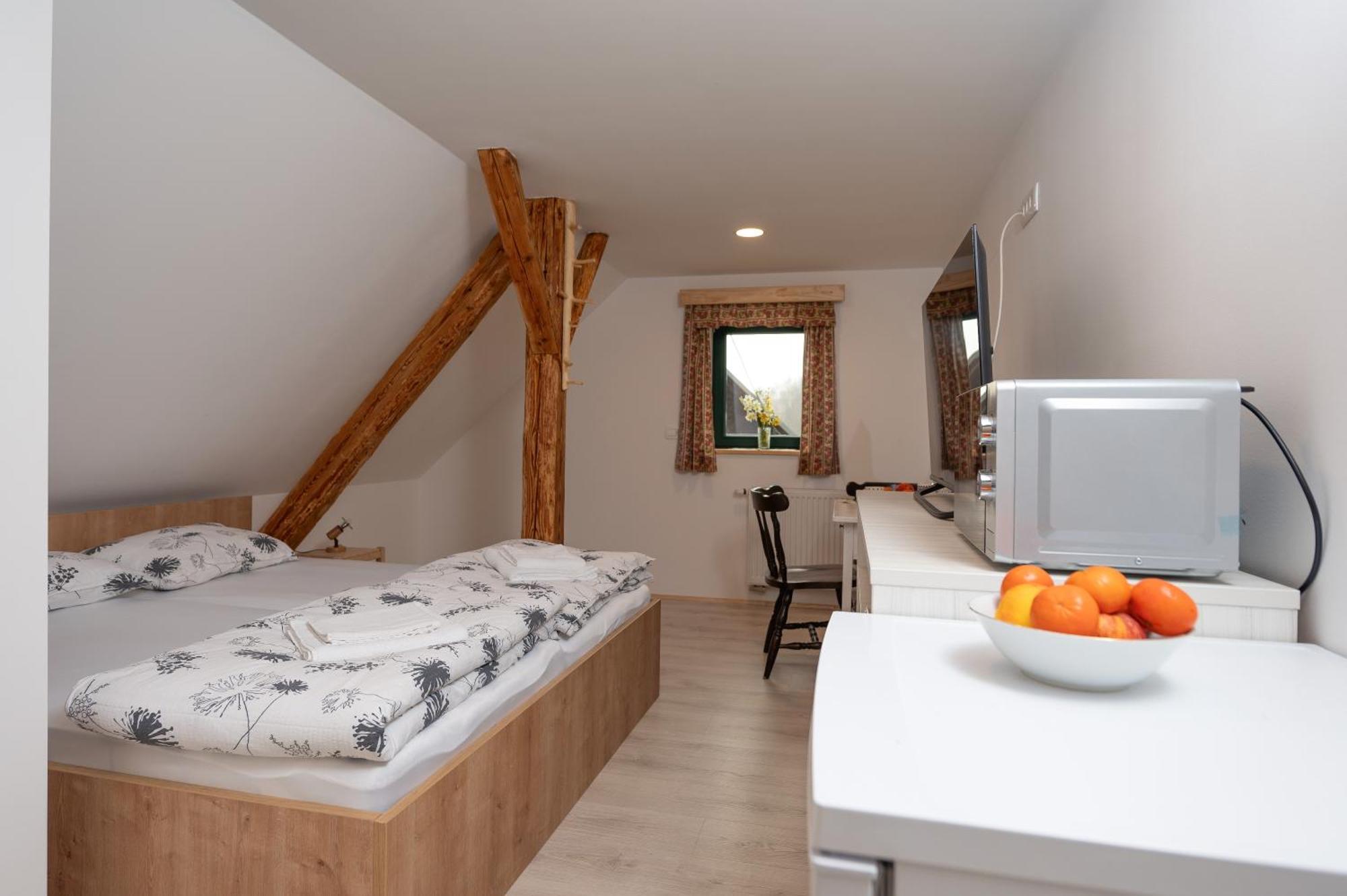 Zelena Hisa Pri Bjov Apartment Bohinjska Bela Luaran gambar