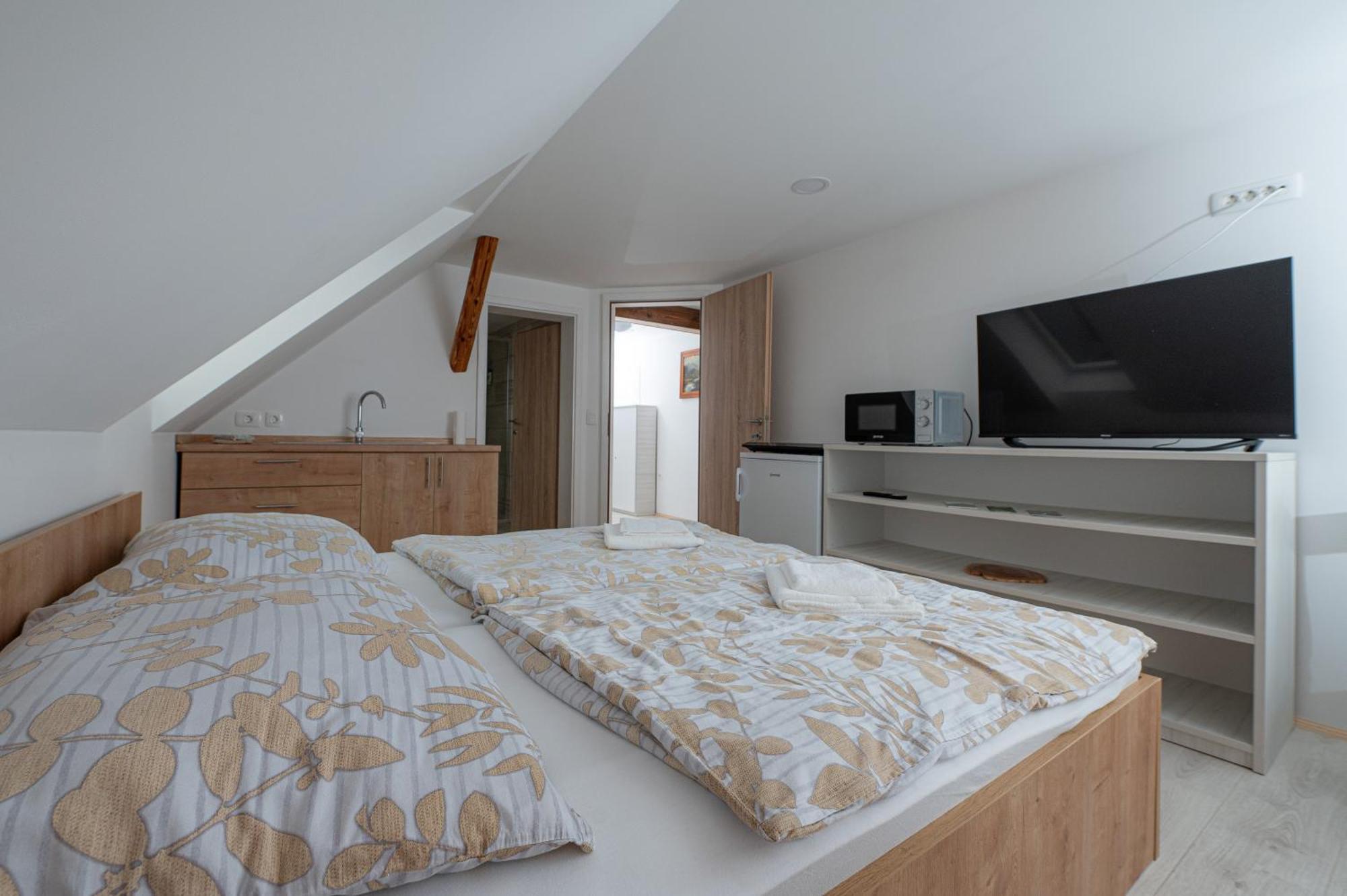 Zelena Hisa Pri Bjov Apartment Bohinjska Bela Luaran gambar