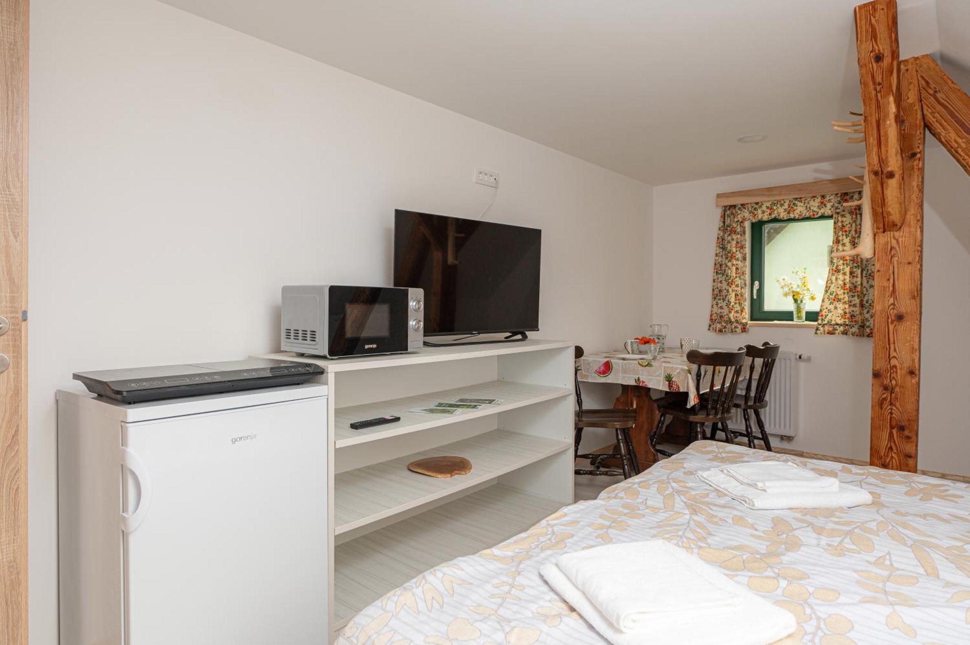 Zelena Hisa Pri Bjov Apartment Bohinjska Bela Luaran gambar